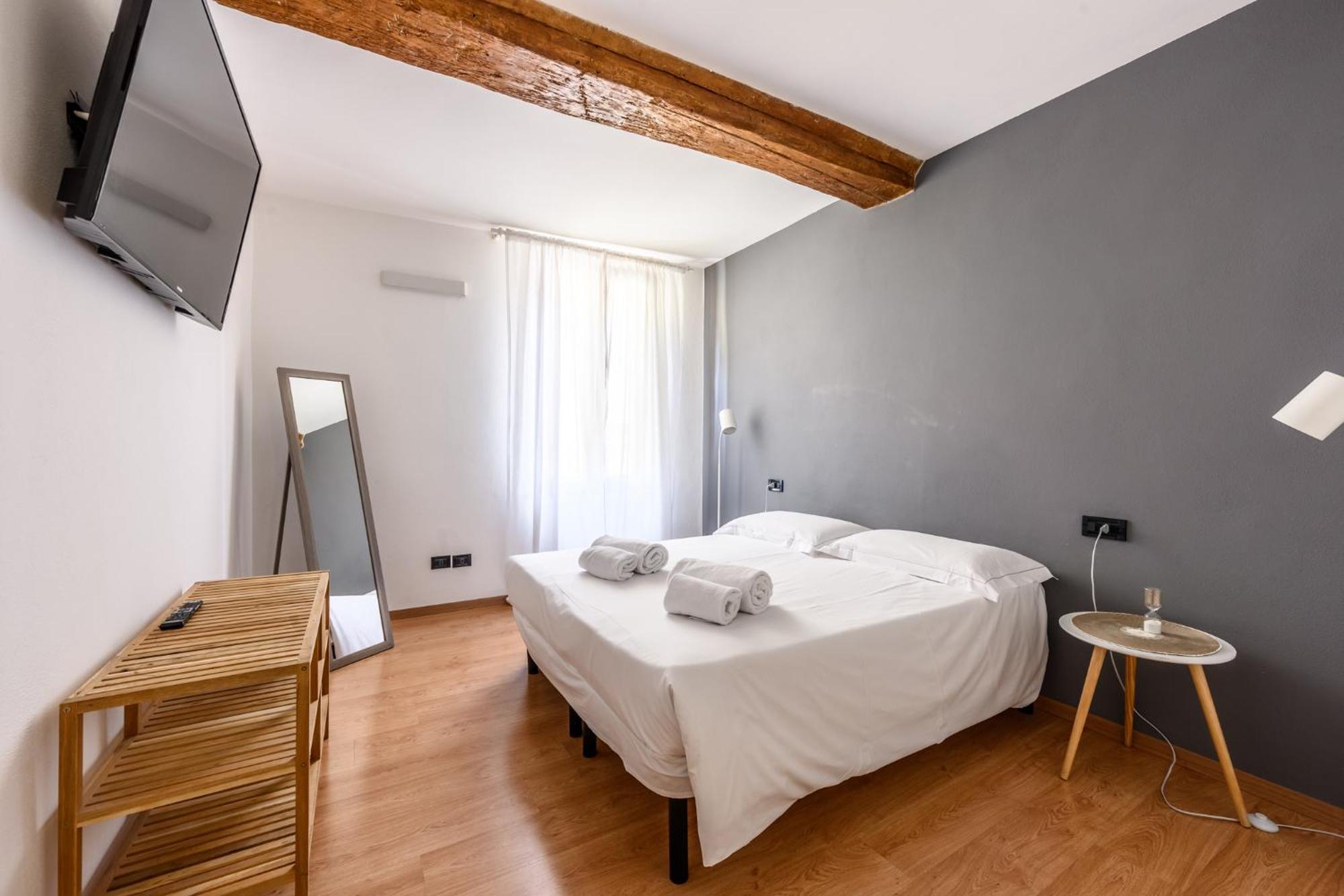 Aparthotel Emilia *